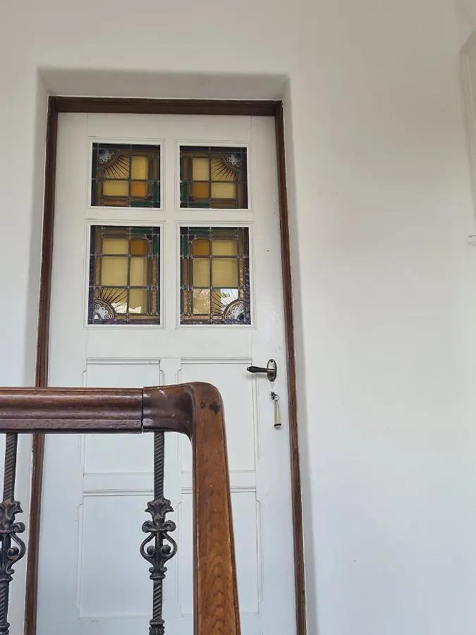 فندق مبيت وإفطار Klooster Mariadal Maastricht - Borgharen هولندا